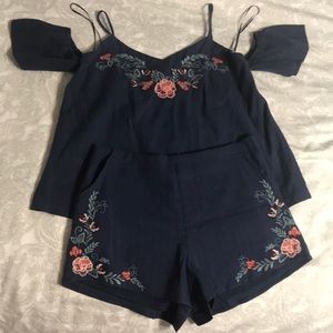 Two piece set. Shorts crop top. Size small